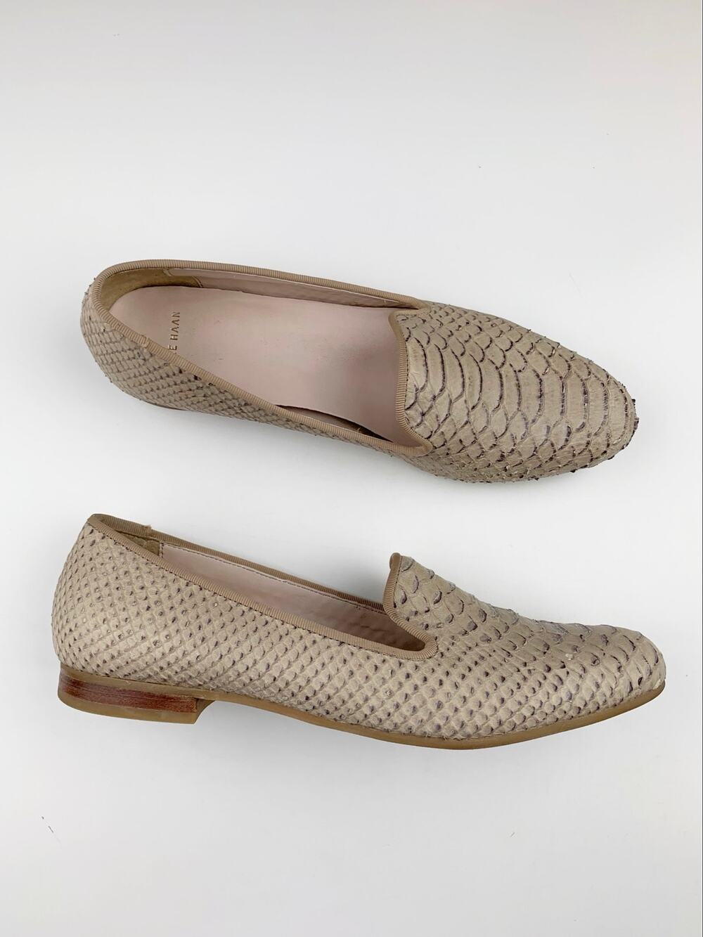 Cole Haan Sabrina Loafer II Beige Snakeskin Embossed Leather Shoes Women's 8
